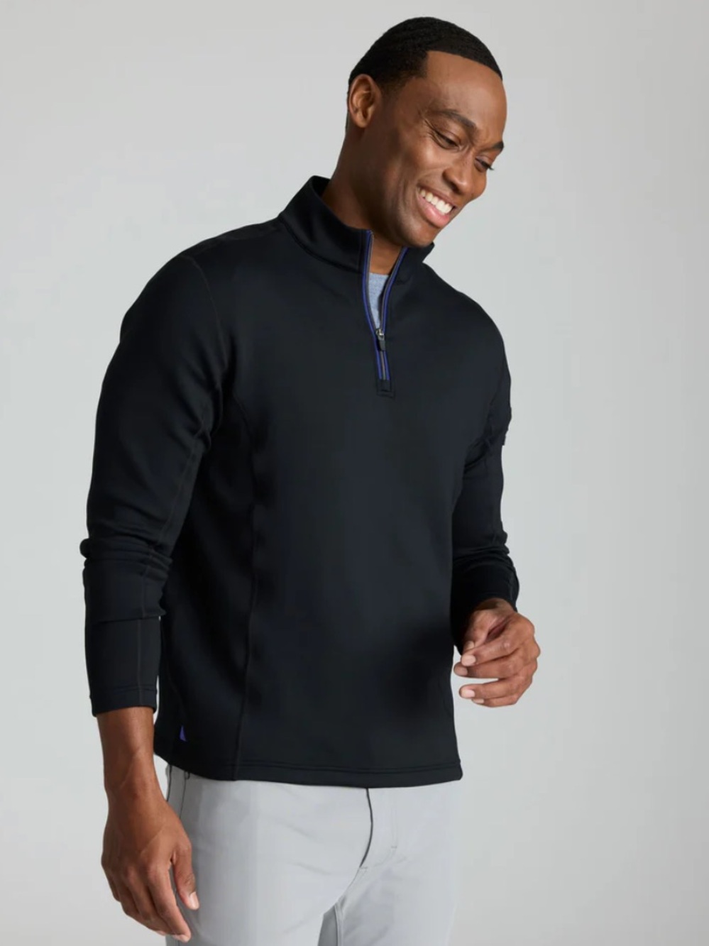 Untuckit Men’s Performance Quarter Zip Pullover in Black - Size L